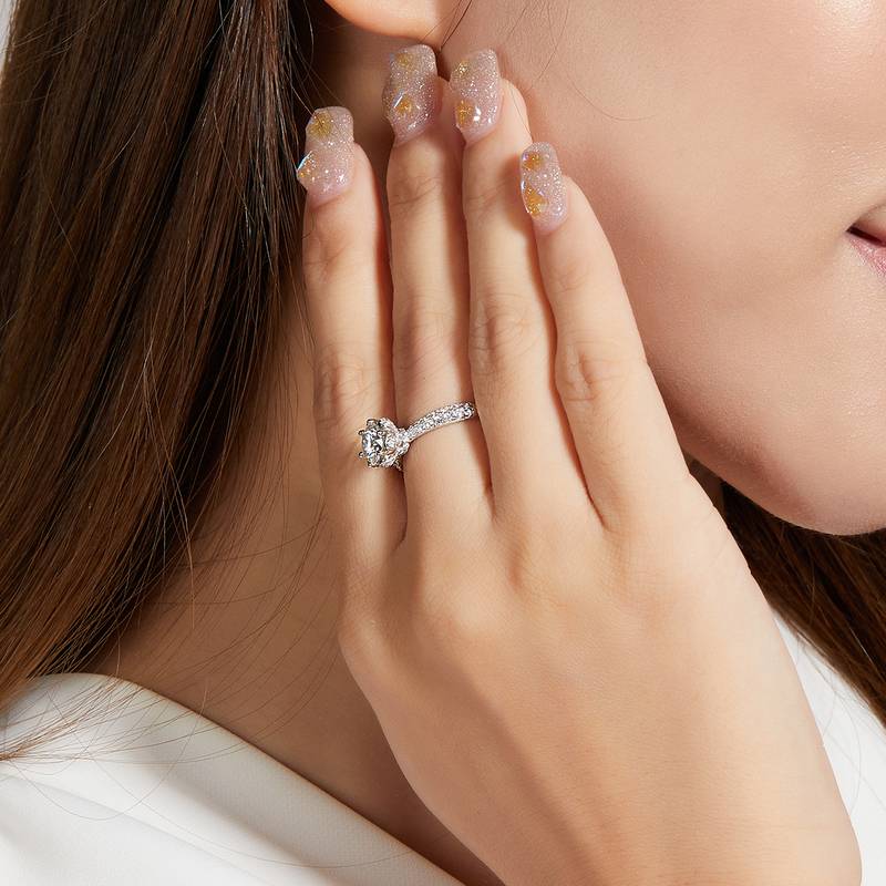 直臂豪镶花神S925银镀白金MoissaniteWomen's Ring1ctD级